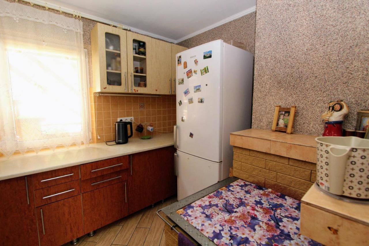 Appartamento Hrystyna Yablunytsya Esterno foto