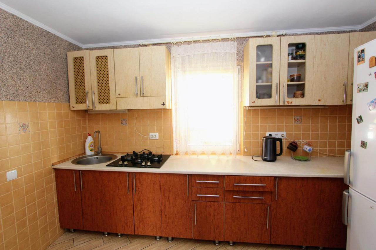 Appartamento Hrystyna Yablunytsya Esterno foto