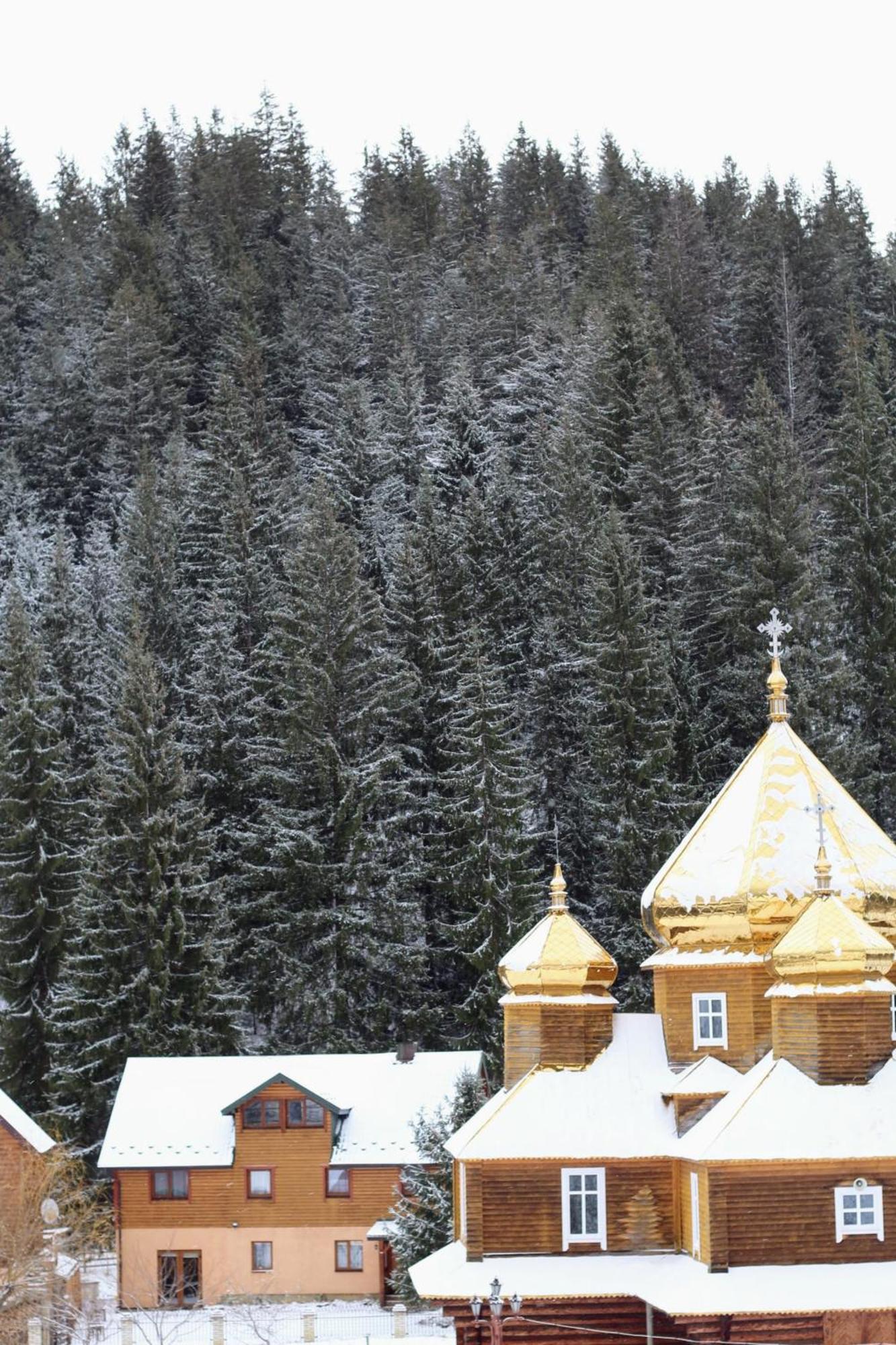 Appartamento Hrystyna Yablunytsya Esterno foto